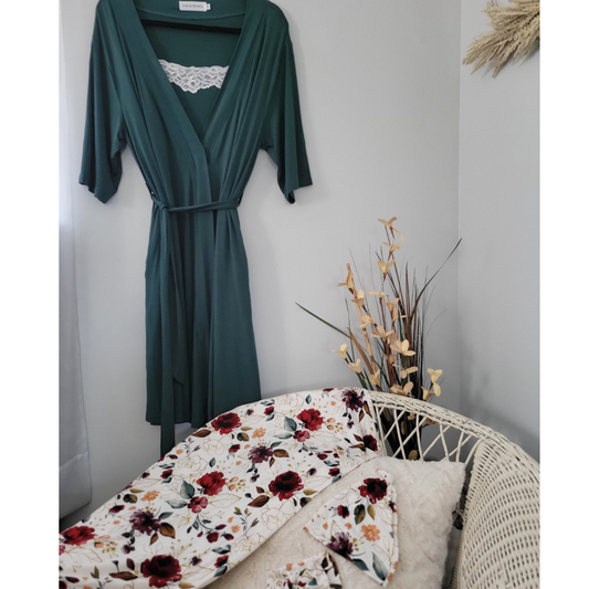 Emerald Green Maternity Delivery Gown & Red Rose Swaddle