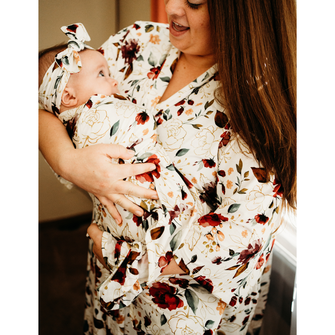Mommy and Me All Over Floral Print Pink Half-sleeve Robe and Swaddle Set