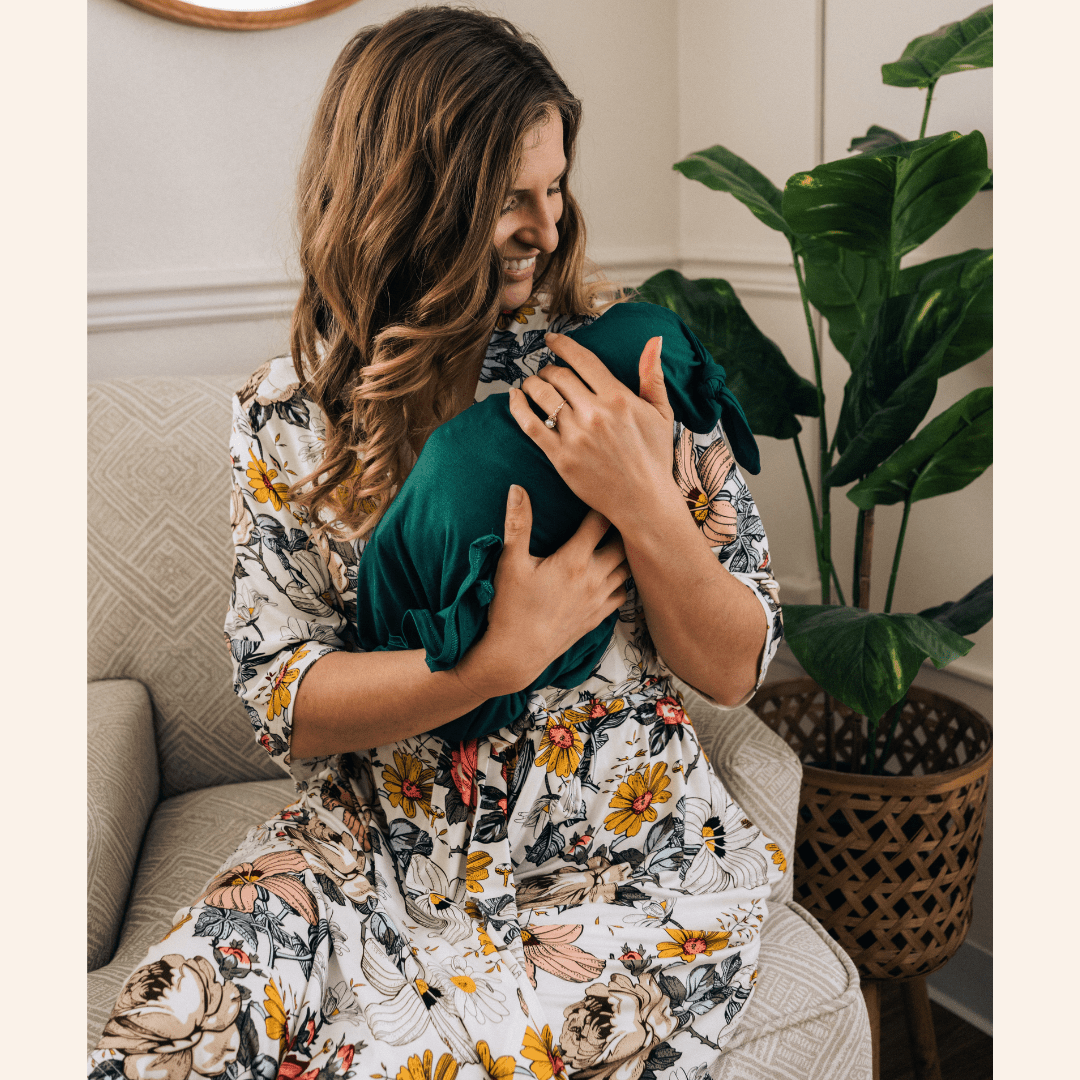 Vintage Floral Maternity Delivery Gown & Emerald Swaddle | HAHA MAMA 2XL/3XL Vintage Floral Maternity Delivery Gown & Emerald Swaddle | HAHA MAMA 2XL/3XL